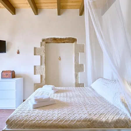 Vaggelis Little Stone House * Maredhiana