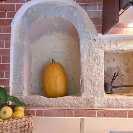 Vaggelis Little Stone House